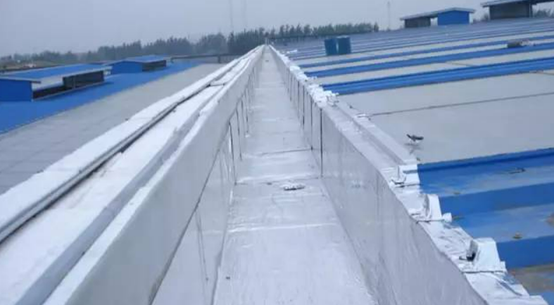 皂市镇办公楼屋面防水案例